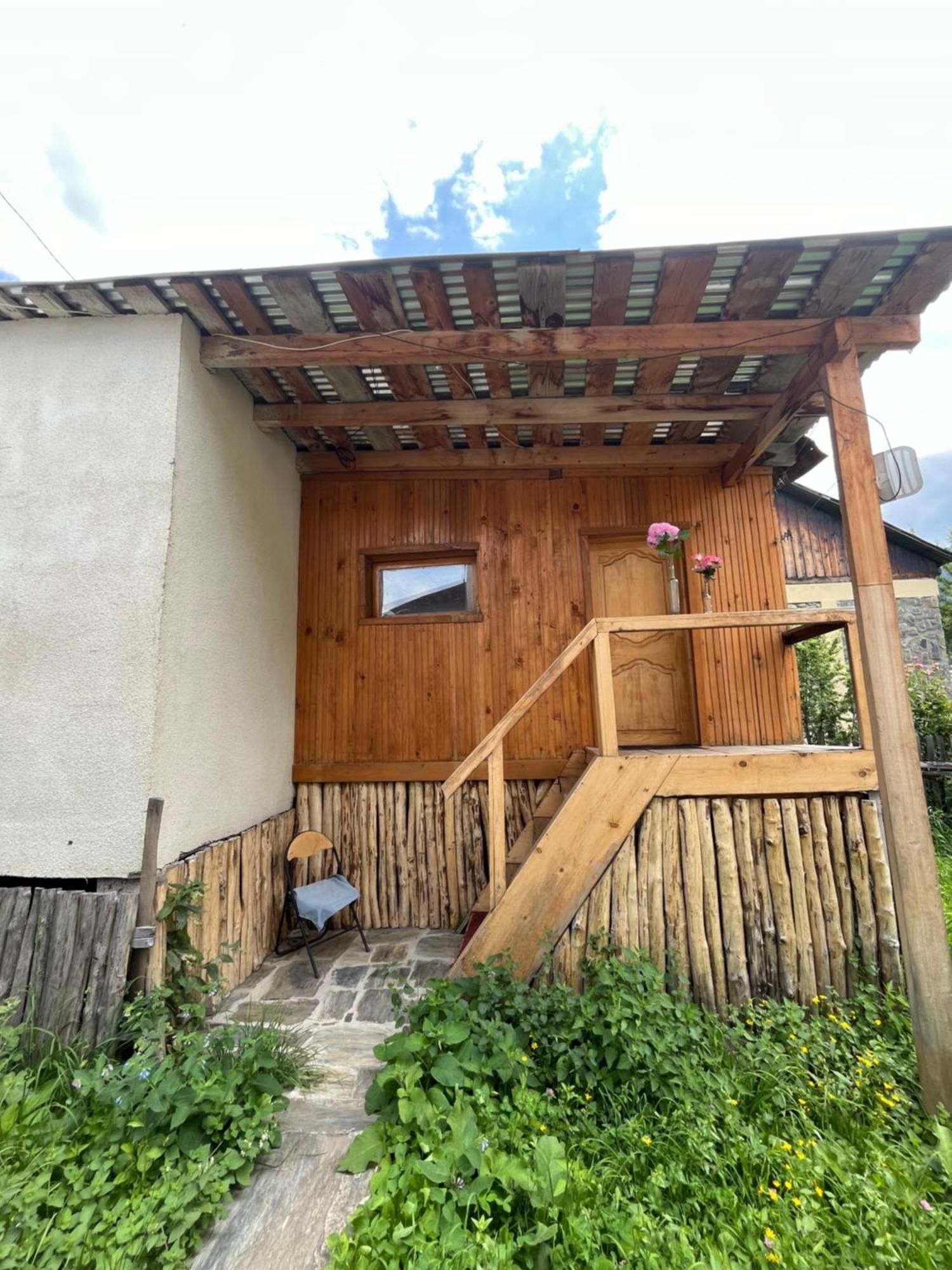 Wooden House Villa Mestia Esterno foto